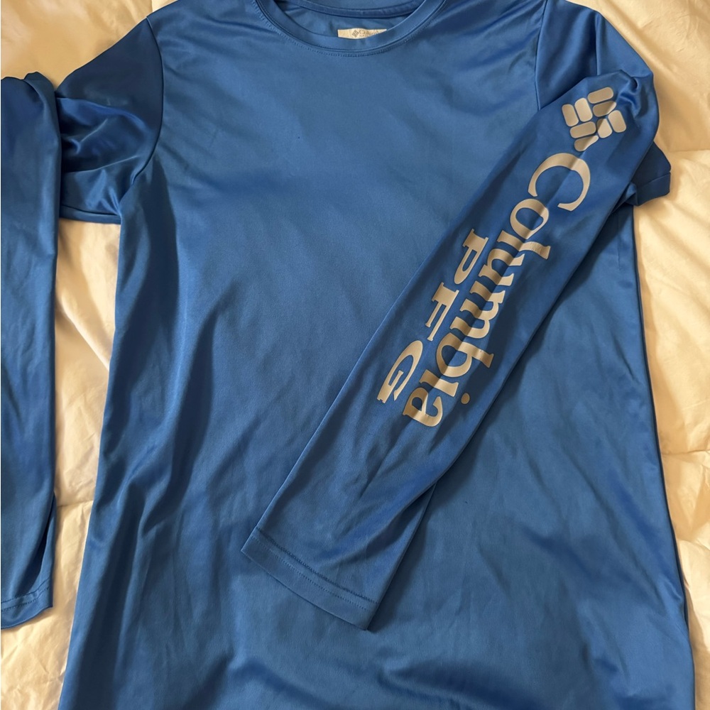 Columbia Deep Blue Sportswear Top